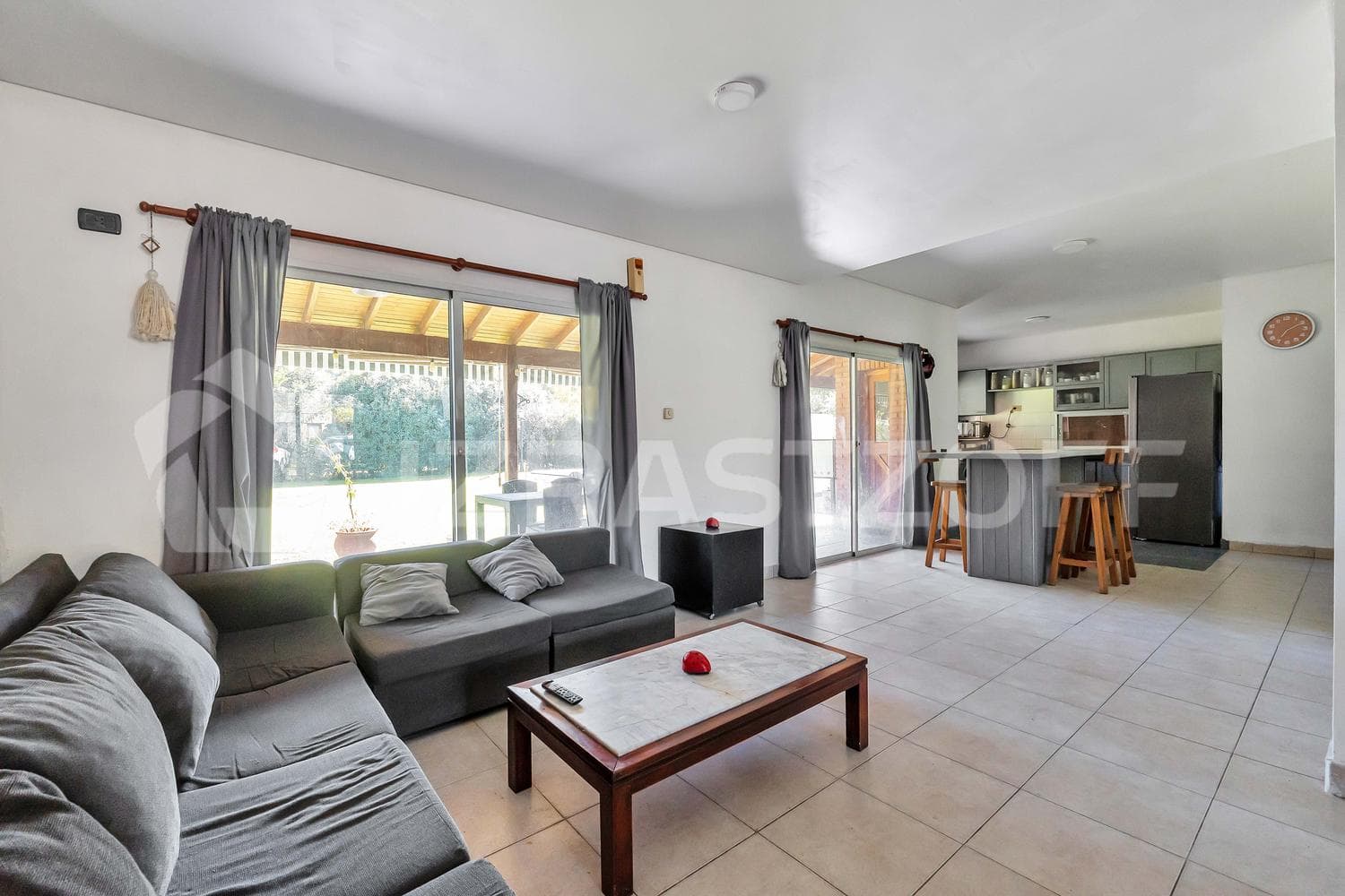 House for Sale on a Central Lot in La Campiña - GREAT PRICE