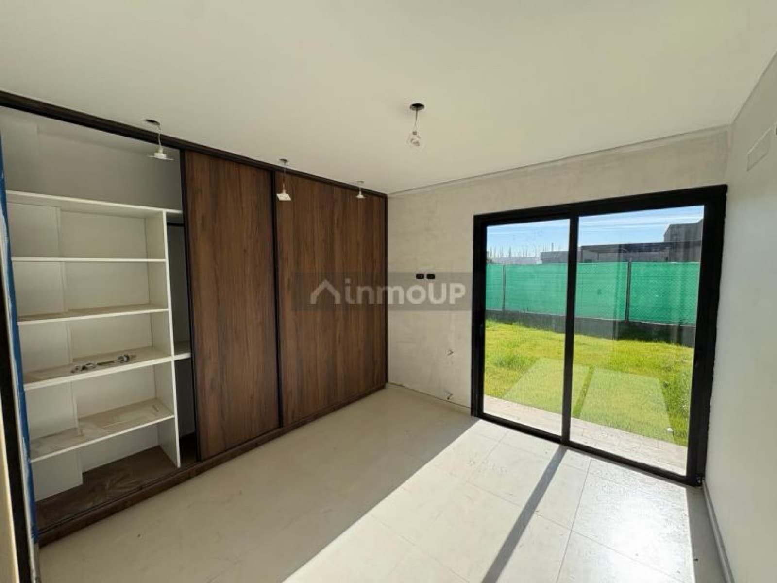 House in Chacras De Coria