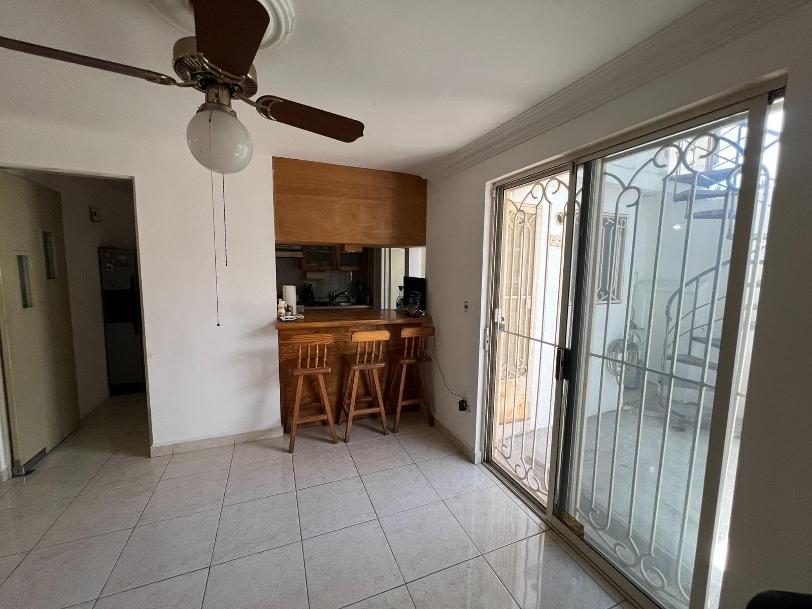 HOUSE FOR SALE IN CIMA DE LAS CUMBRES