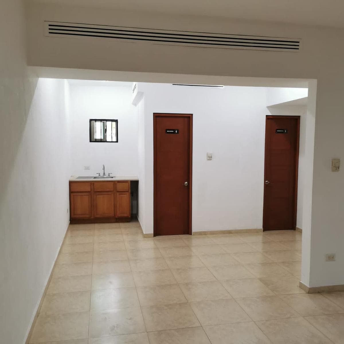 OFICINA EN RENTA AV TECNOLÓGICO SUPMZ 51 CANCUN