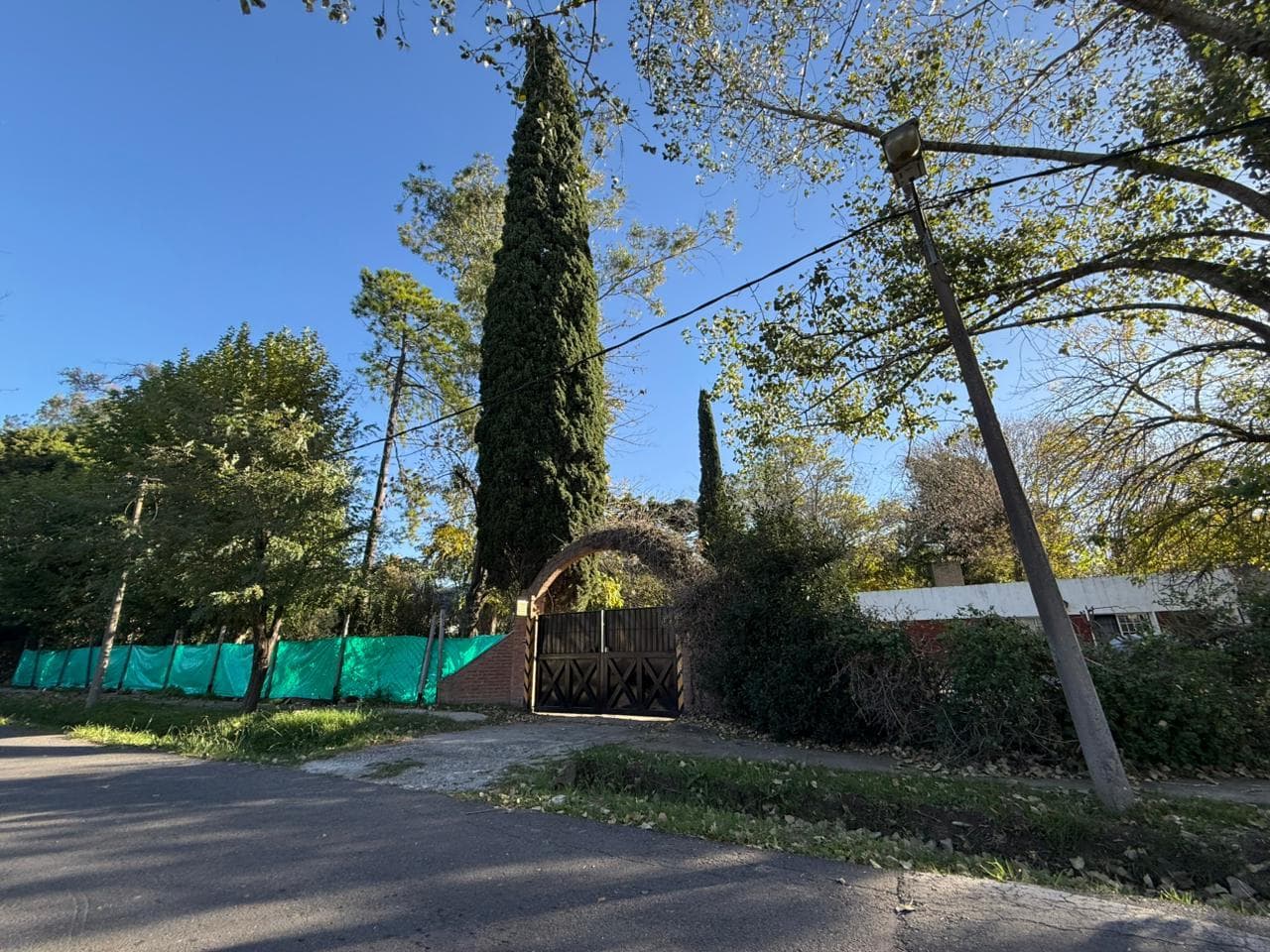 LARGE ESTATE FOR SALE WITH 7,149 M² OF LAND IN RANELAGH—IDEAL FOR A DEVELOPER