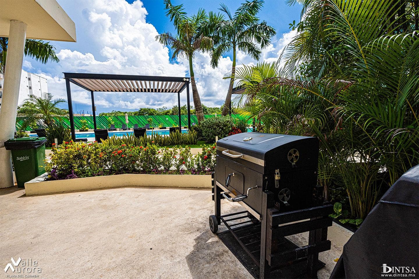 Luxury 2-bedroom apartment, fully furnished and equipped