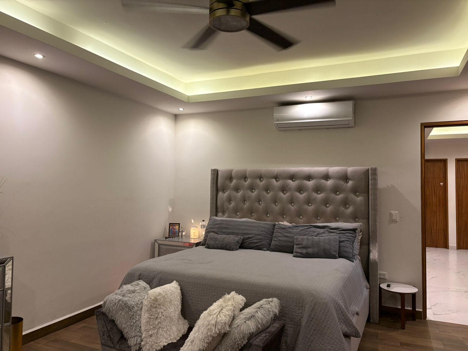 CASA EN VENTA EL BARRO SANTIAGO