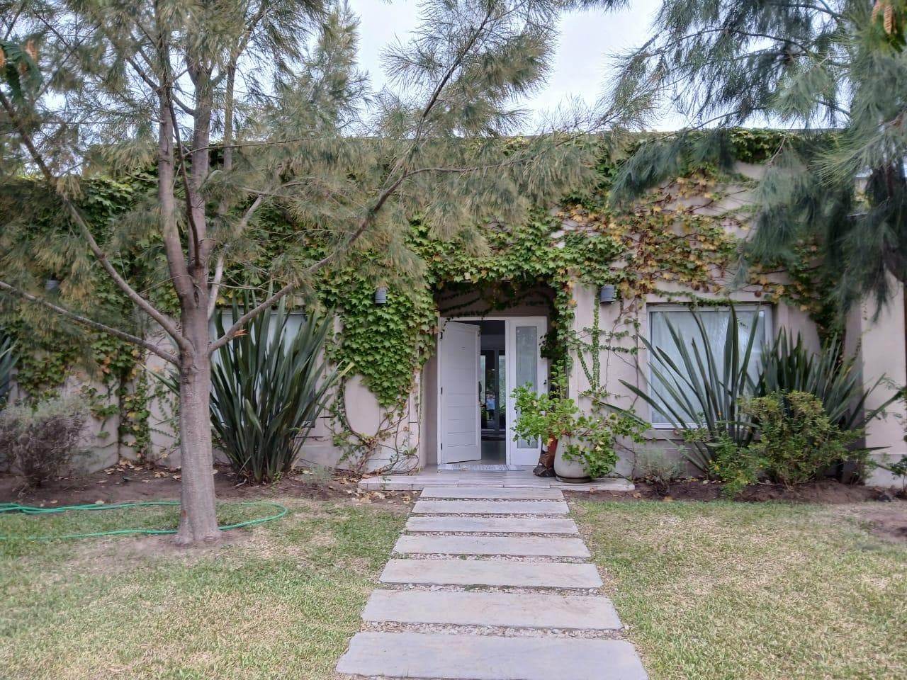 House in San Francisco, Eligible for a Mortgage - Villanueva