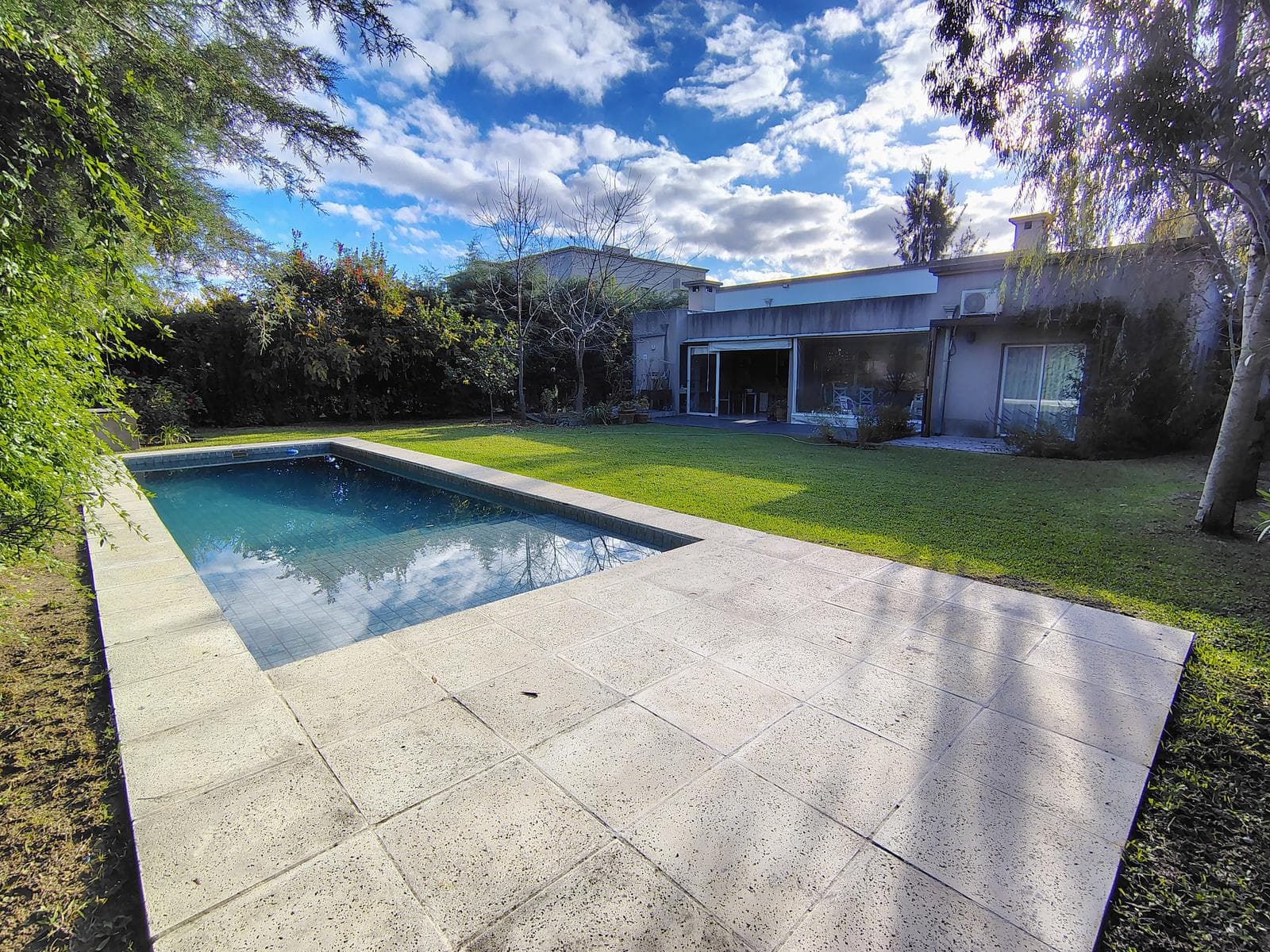 House in San Francisco, Eligible for a Mortgage - Villanueva