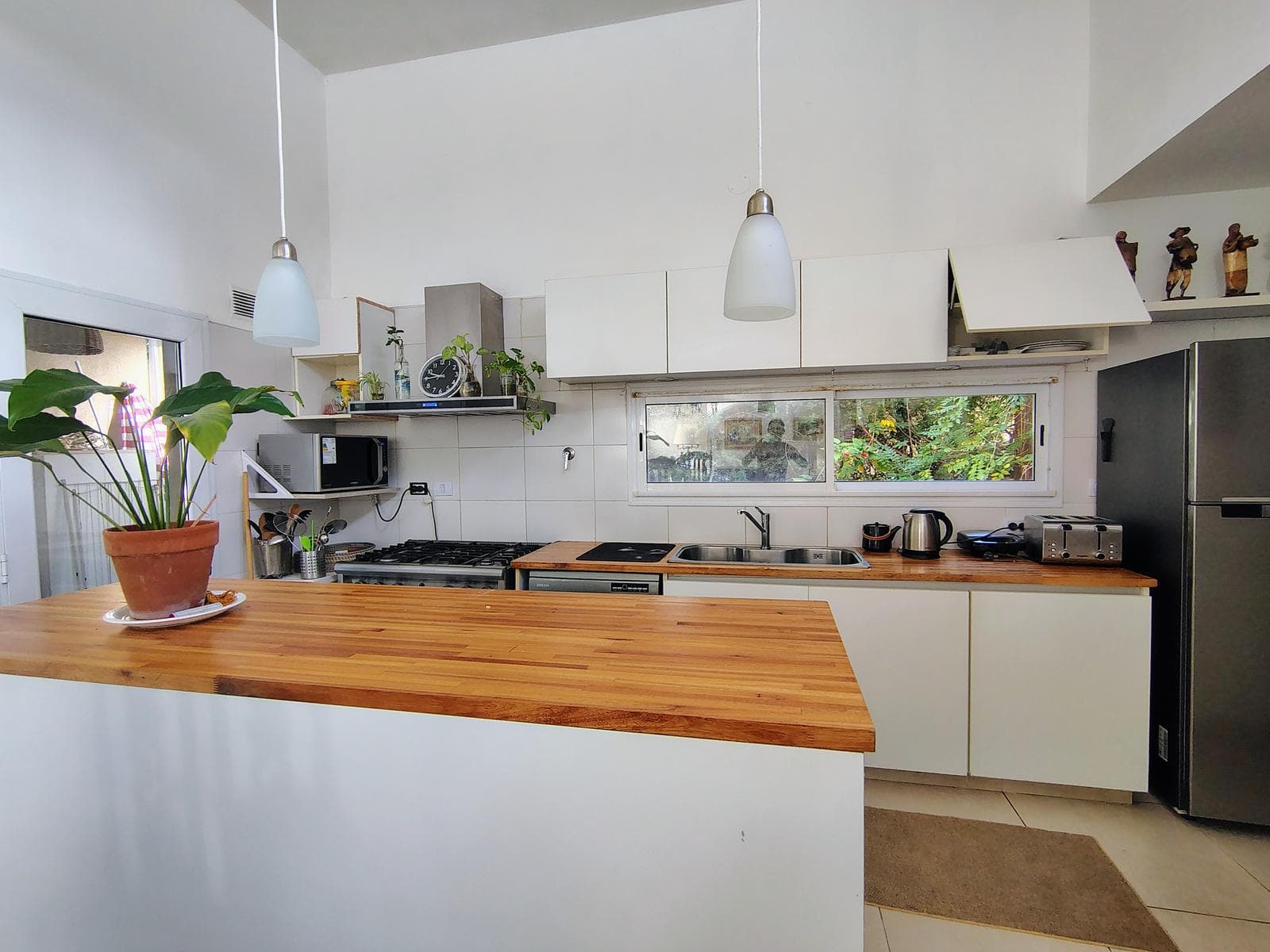 House in San Francisco, Eligible for a Mortgage - Villanueva