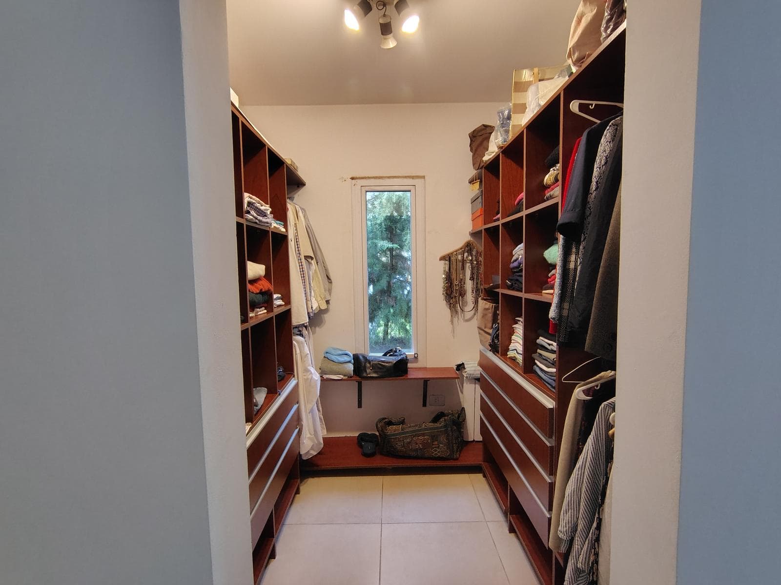 House in San Francisco, Eligible for a Mortgage - Villanueva