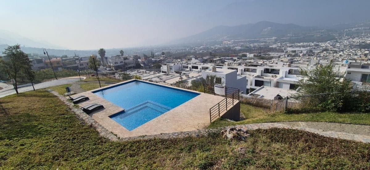NEW HOME | 3 STORIES | FULLY FURNISHED | SOUTHERN MONTERREY | PREVIOUSLY LISTED WITH ESFERA