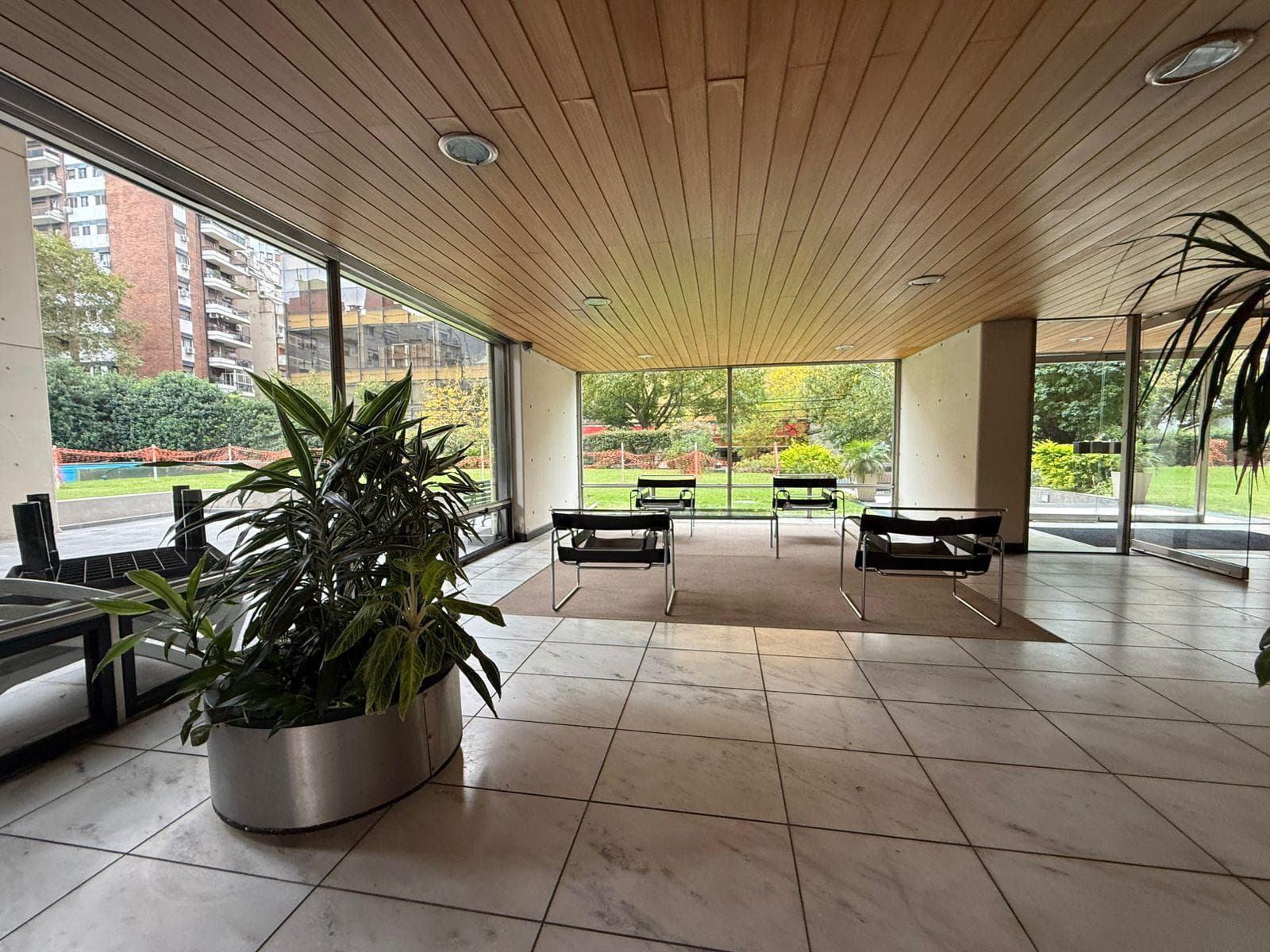 3-Room Apartment for Rent in Palermo with Dedicated Parking Space - Full Amenities