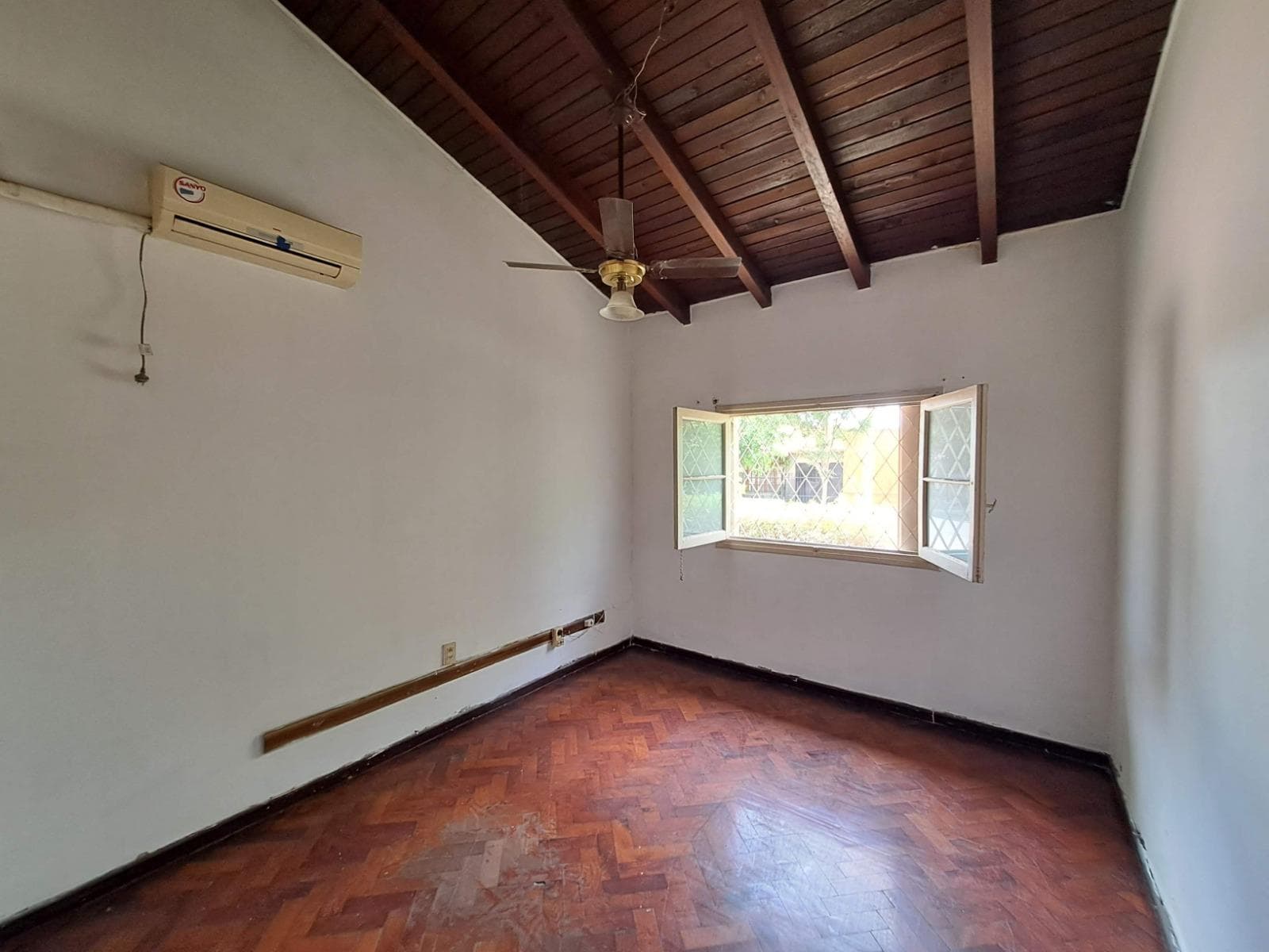 House for Sale - MORTGAGE ELIGIBLE - 2 Bedrooms - DORREGO