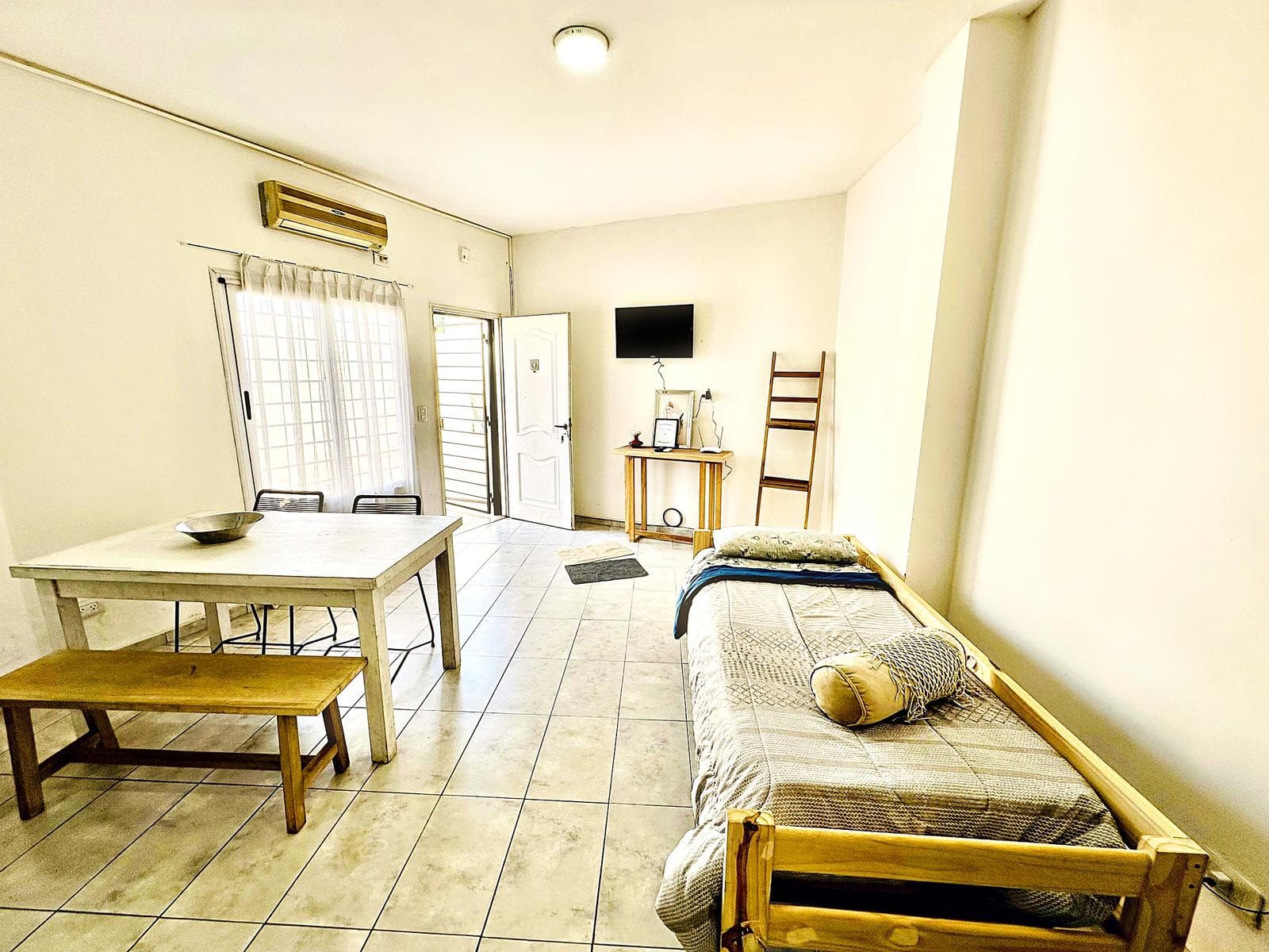 Apartment in Canning (E. Echeverria)