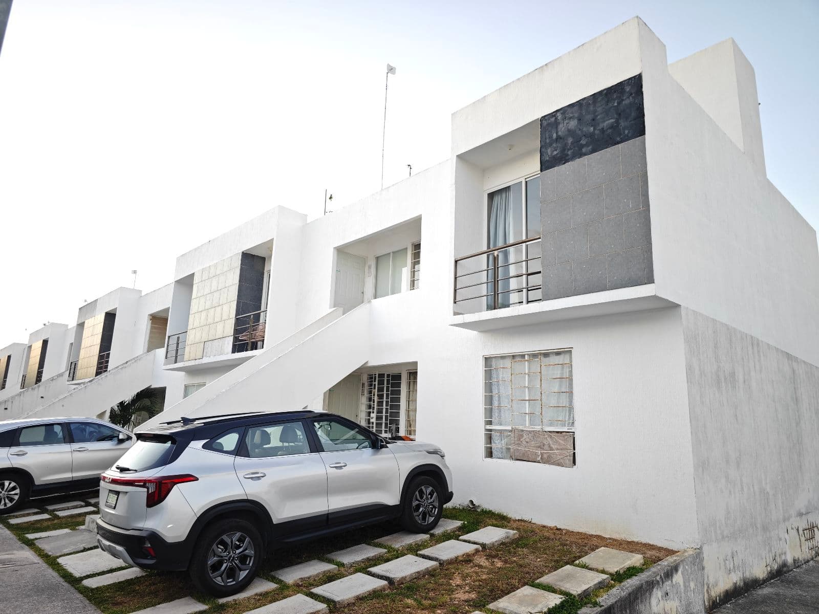 2-BEDROOM HOUSE FOR RENT IN PLAYA DEL CARMEN WITH AIR CONDITIONING IN PLAYA DEL CARMEN