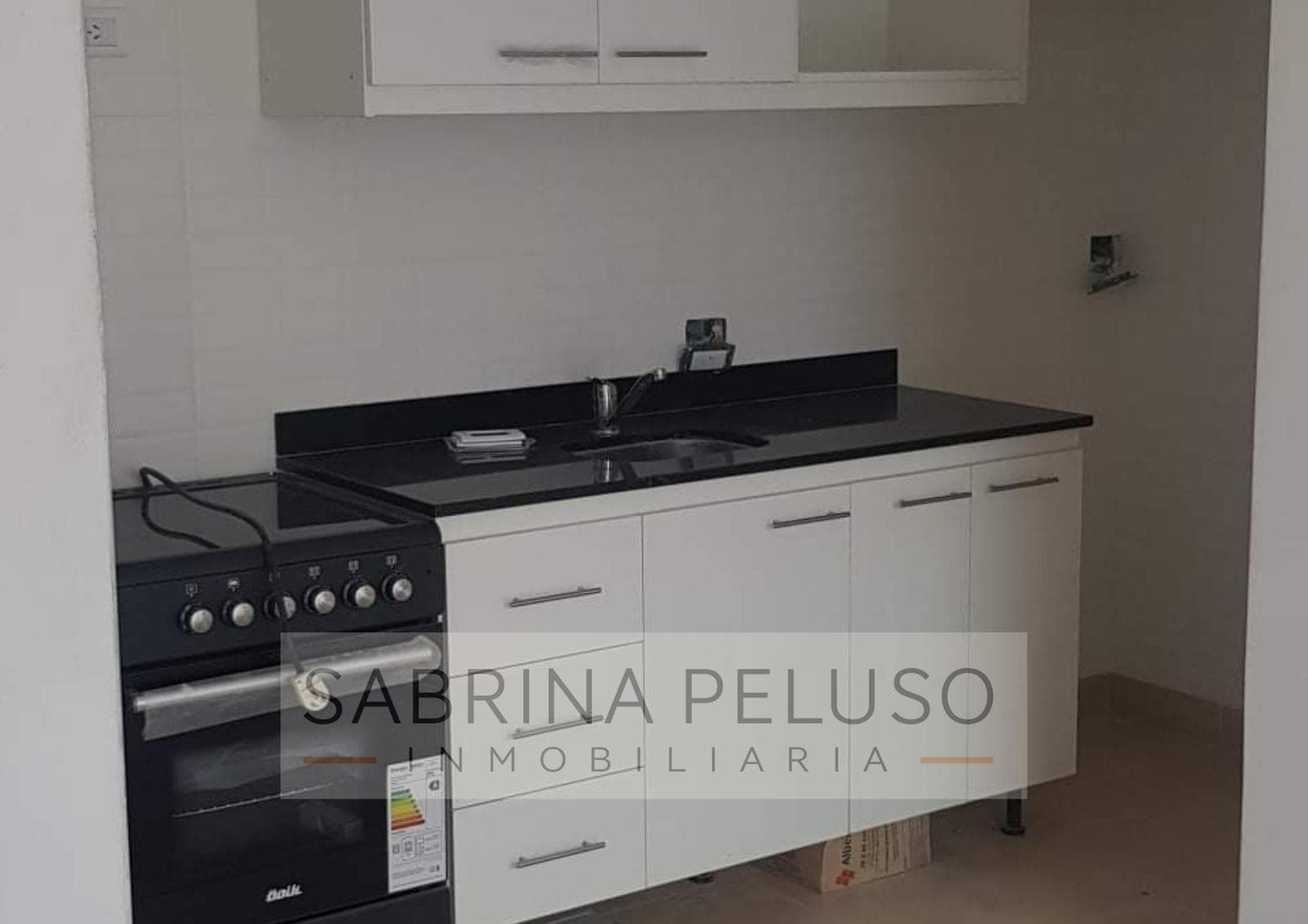 3-Room Apartment for Sale with Financing Available, 2 Bedrooms