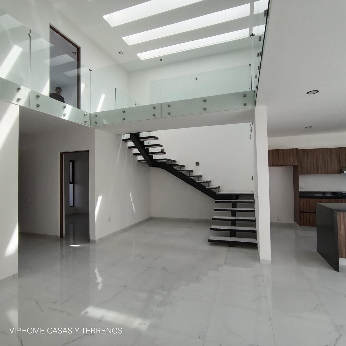 House for Sale in Cañadas del Arroyo with a double-height living room and 4 bedrooms