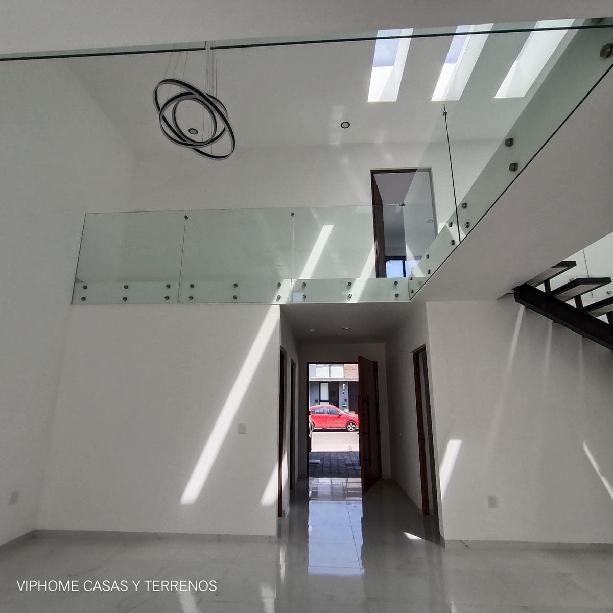 House for Sale in Cañadas del Arroyo with a double-height living room and 4 bedrooms