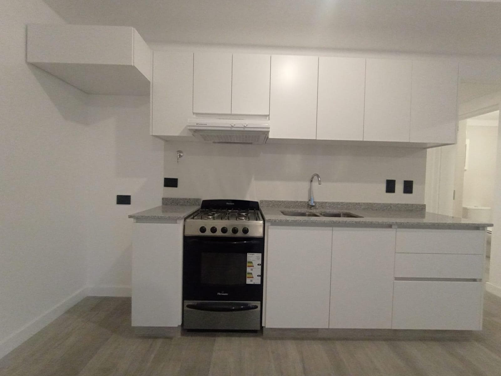 Brand-New 2-Room Apartment for Rent with Garage in Villa Ortuzar