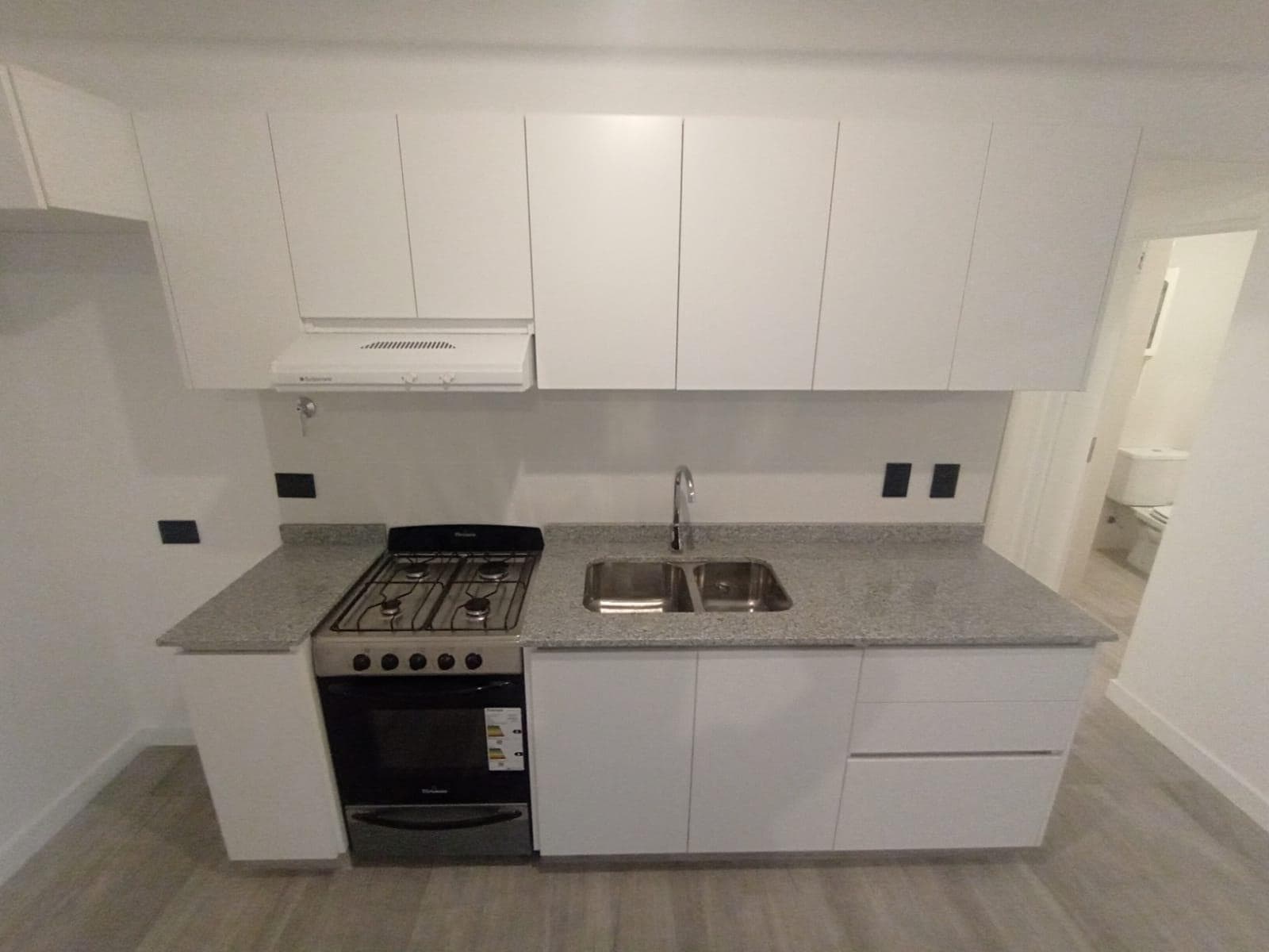 Brand-New 2-Room Apartment for Rent with Garage in Villa Ortuzar