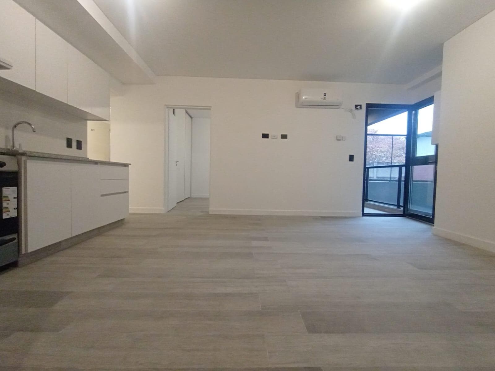 Brand-New 2-Room Apartment for Rent with Garage in Villa Ortuzar