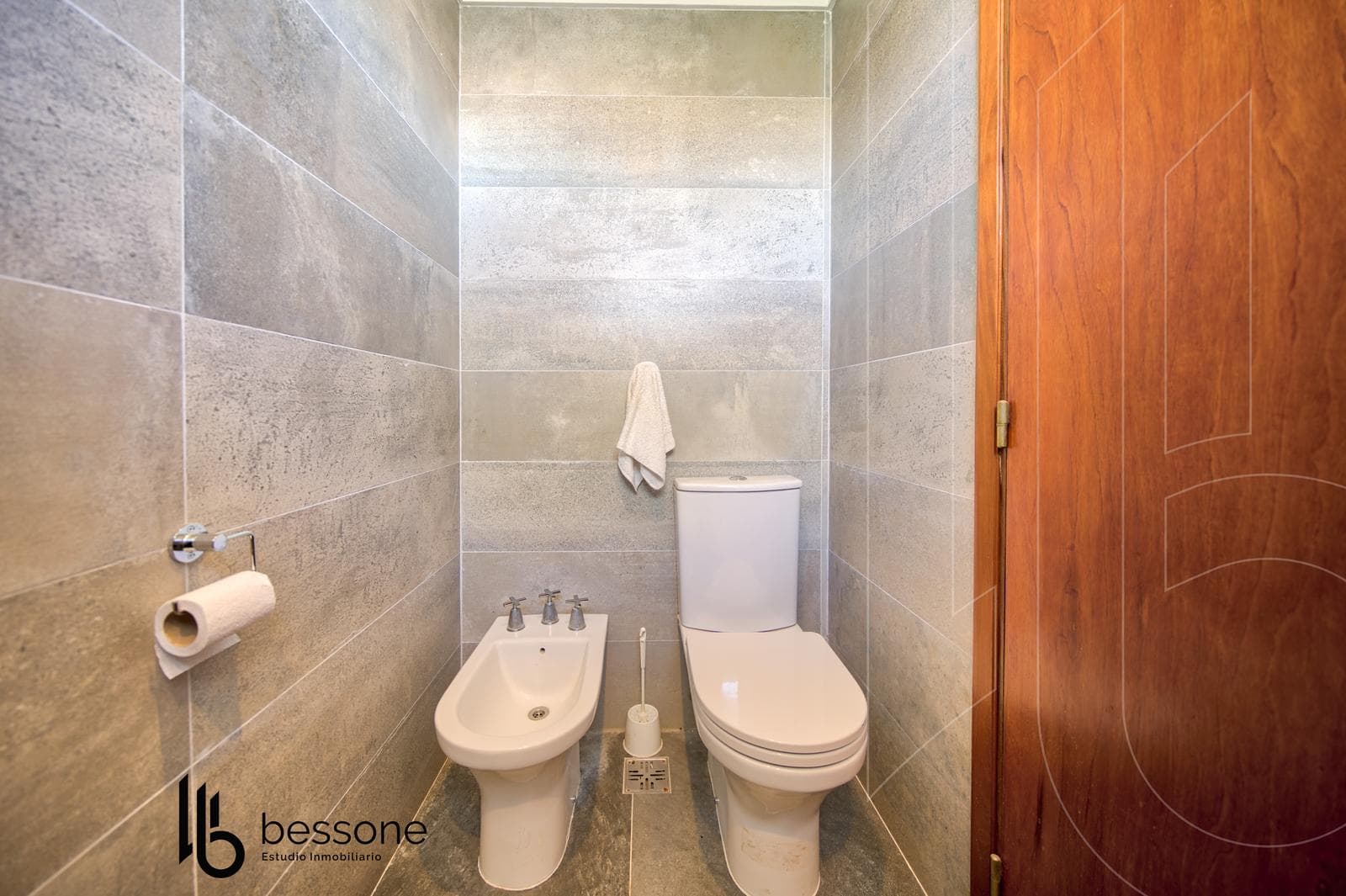 Residencia de Diseño Moderno en Parque Luro