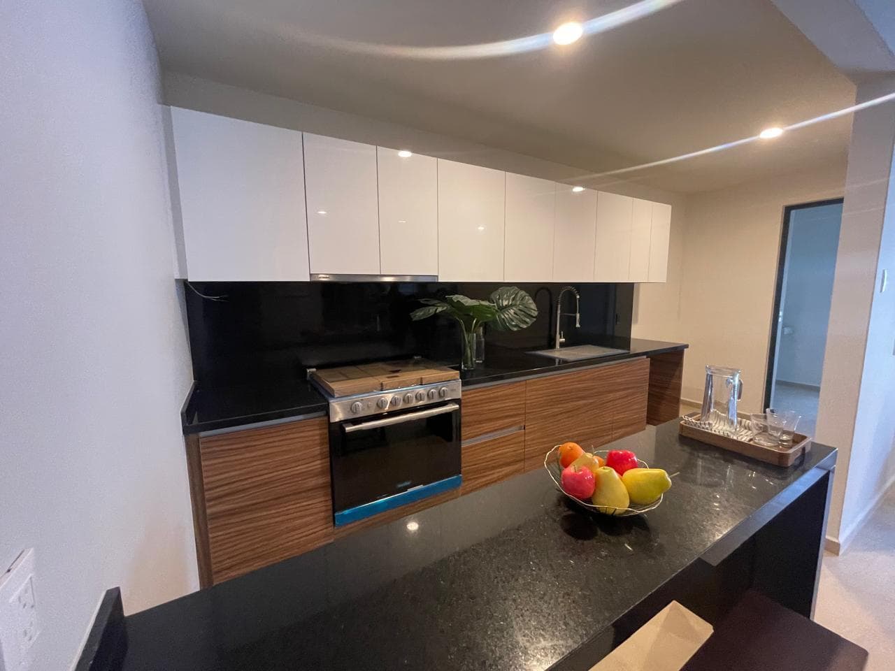 Apartments for sale in Del Valle Centro with a balcony