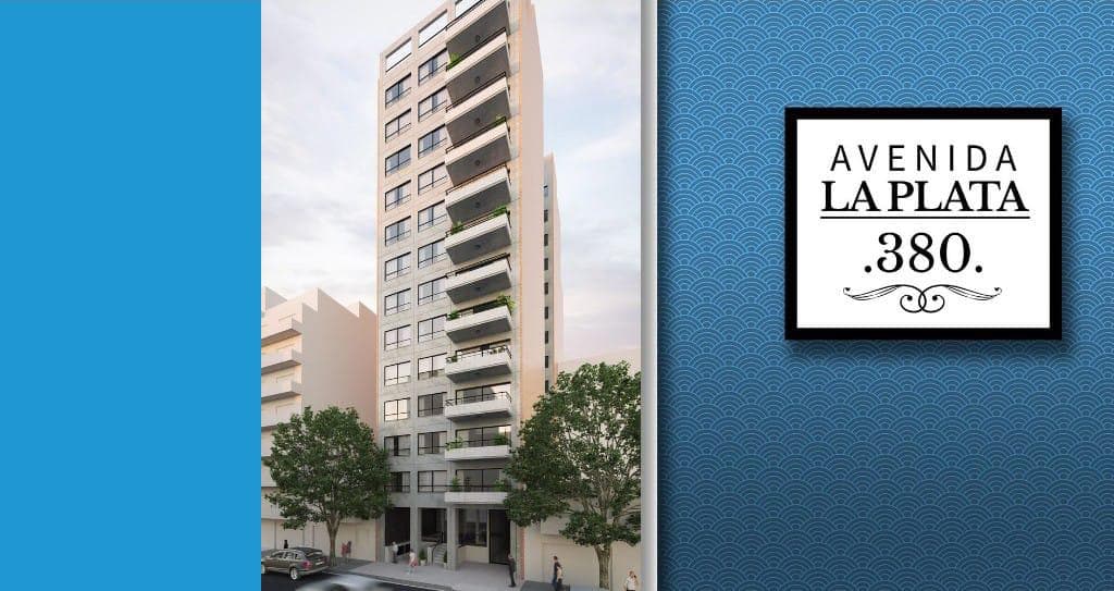 For Sale: 3-room apartment in Caballito with a balcony, 13th floor. Financing available.