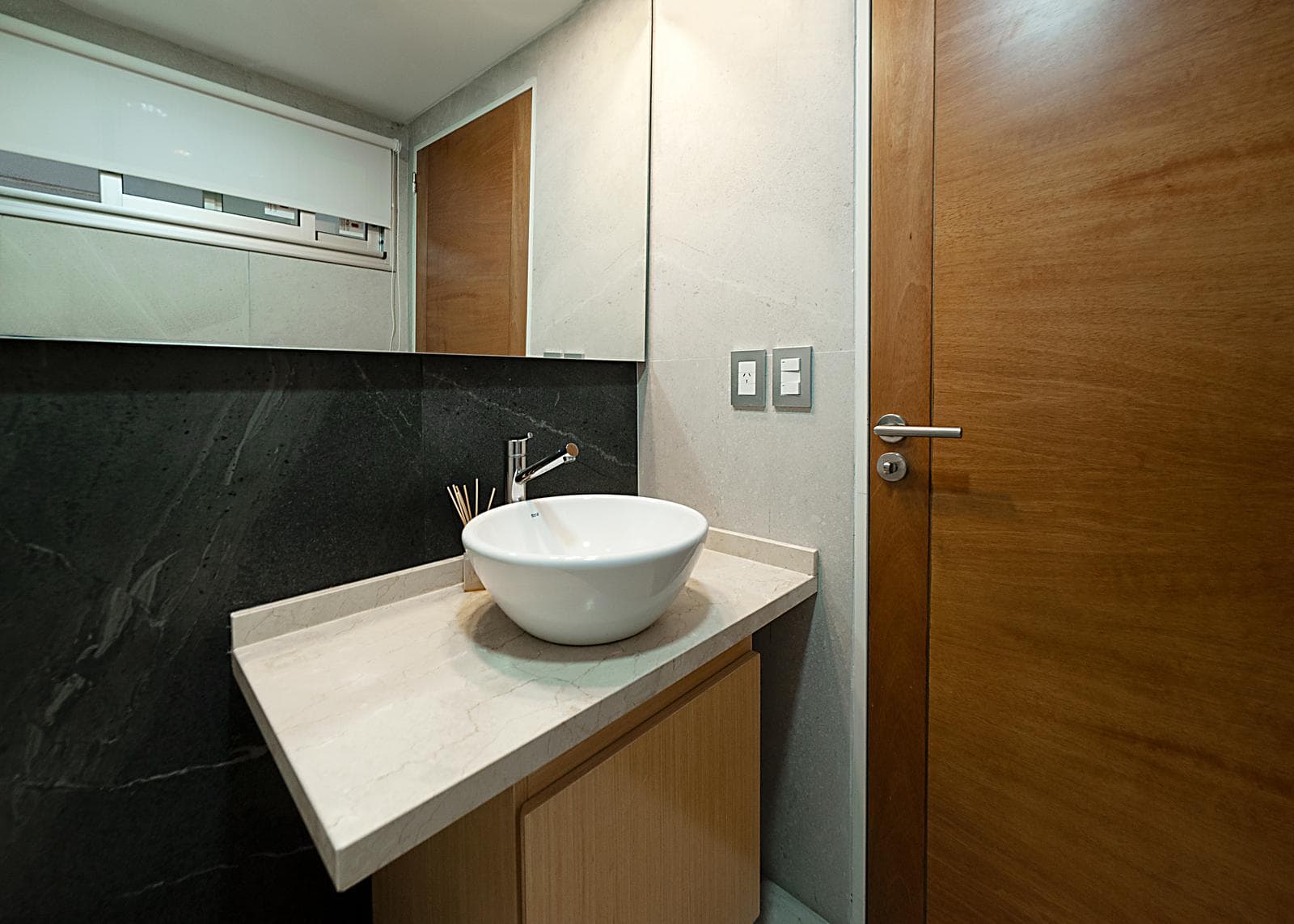 4-room apartment for sale in Belgrano, with a garage and a terrace balcony with a grill.