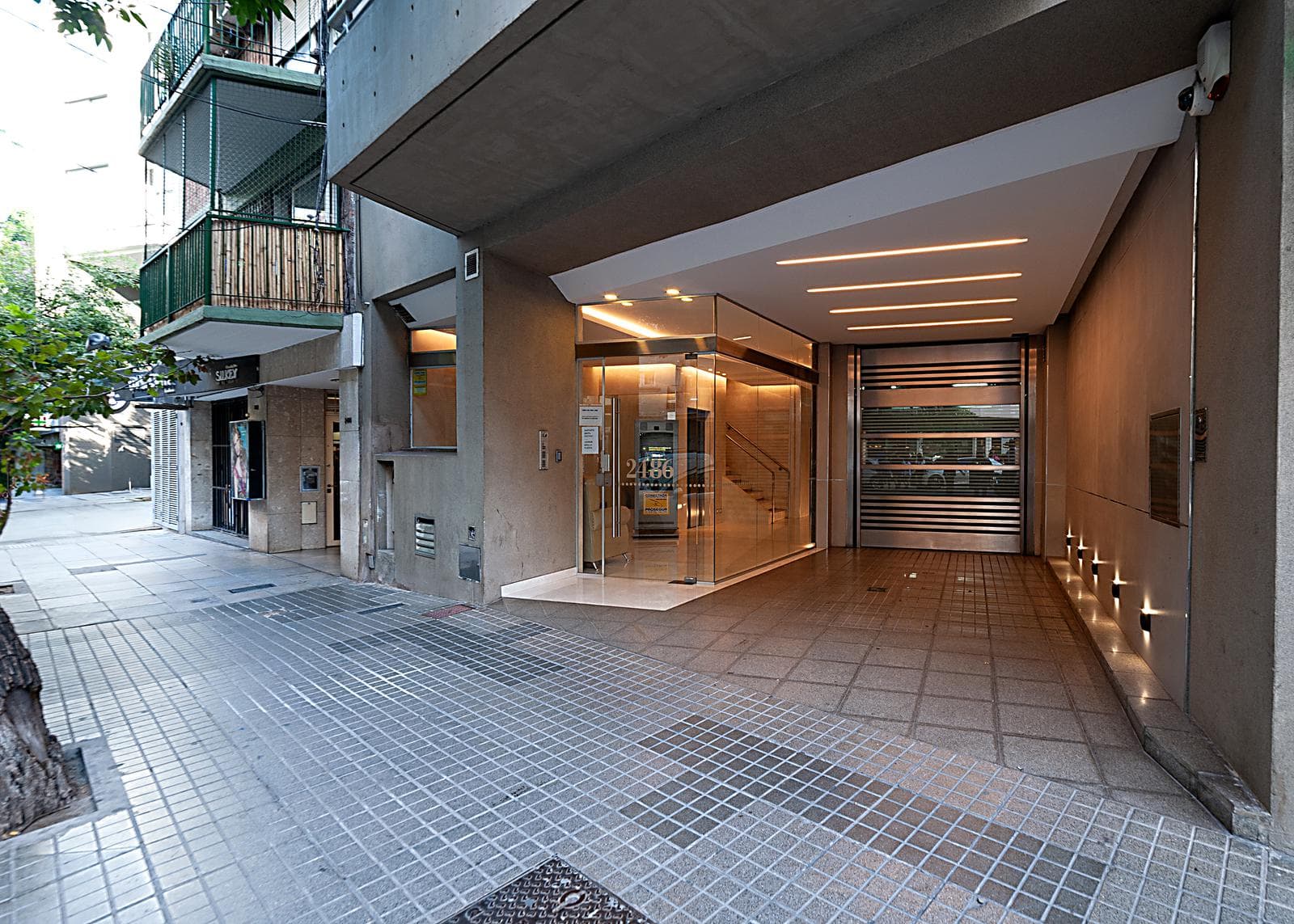 4-room apartment for sale in Belgrano, with a garage and a terrace balcony with a grill.