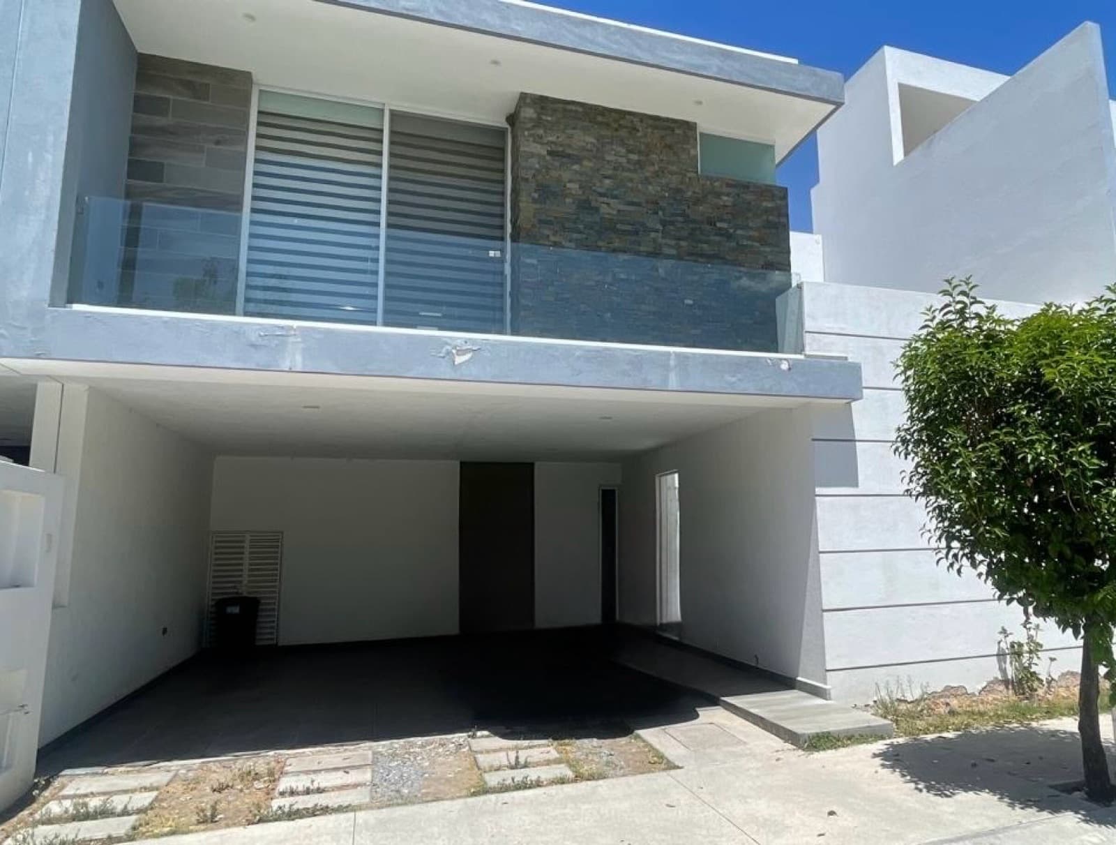 Home - Cavalia Condominium