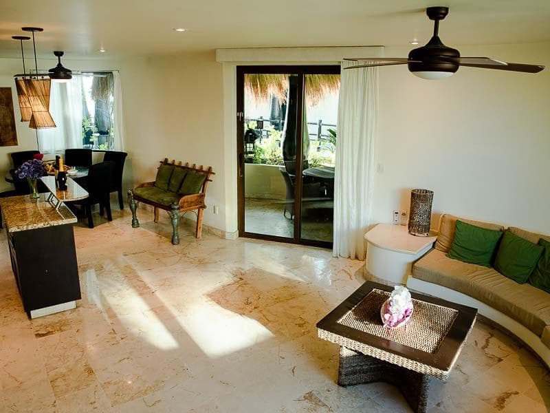 Apartment | Penthouse for Sale on the Oceanfront at El Taj Oceanfront, Playa del Carmen