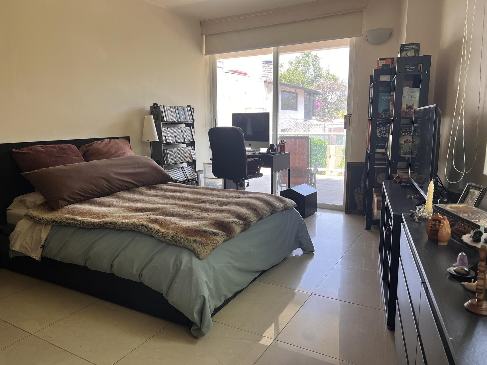 Apartment with a large terrace in Las Águilas