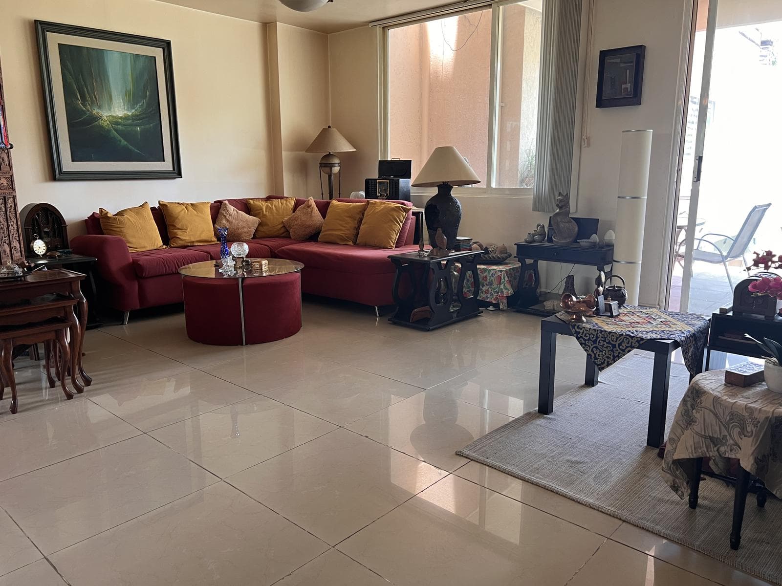 Apartment with a large terrace in Las Águilas