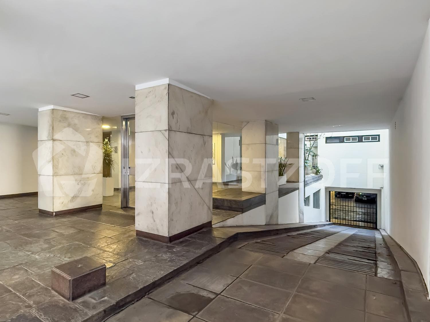 Apartment for Sale in Belgrano: 3-Bedroom with Maid's Quarters and Garage