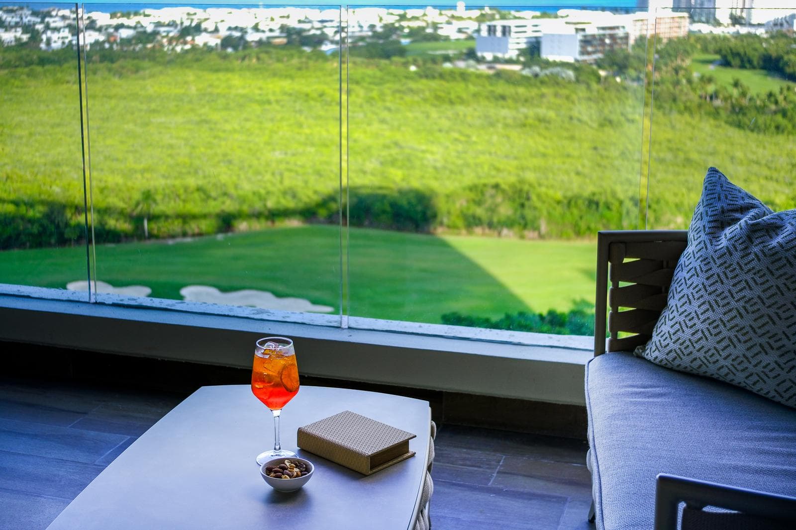 WOHA PUERTO CANCUN Puerto Cancun, Cancun Condo