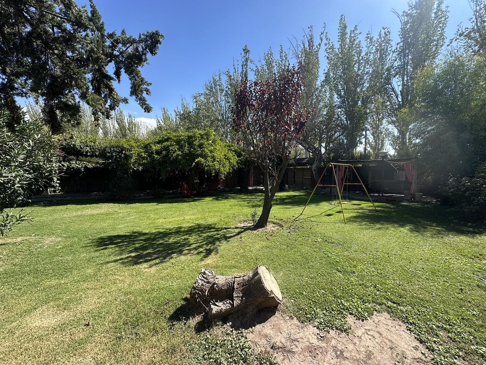 2864 Almirante Brown Street