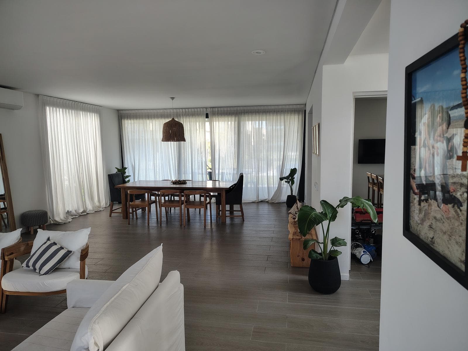 Vila Marina II Neighborhood. 4300 Todos los Santos Blvd.,