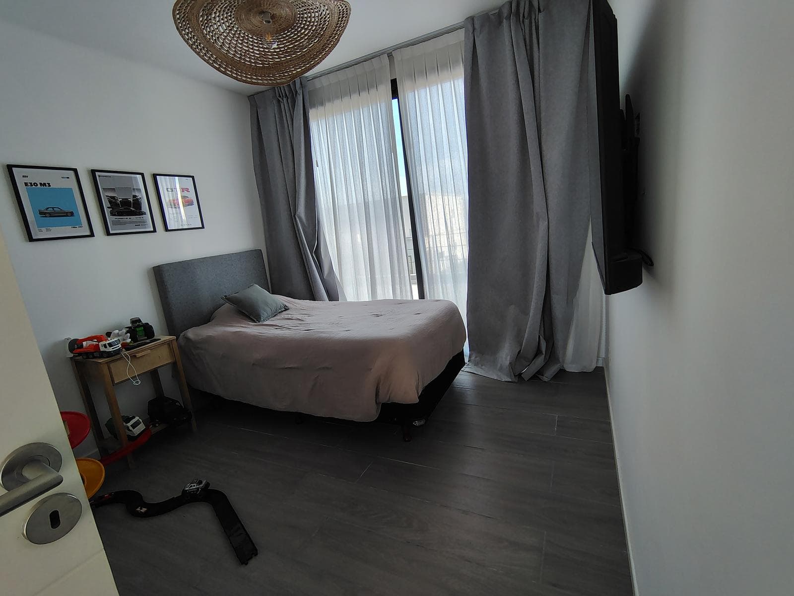Vila Marina II Neighborhood. 4300 Todos los Santos Blvd.,