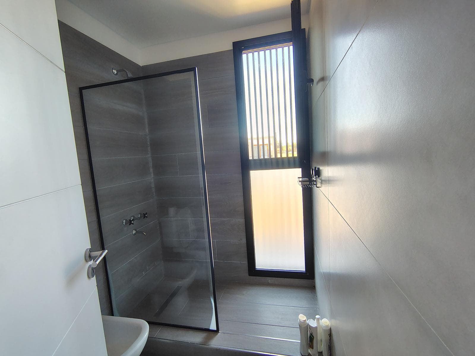 Vila Marina II Neighborhood. 4300 Todos los Santos Blvd.,