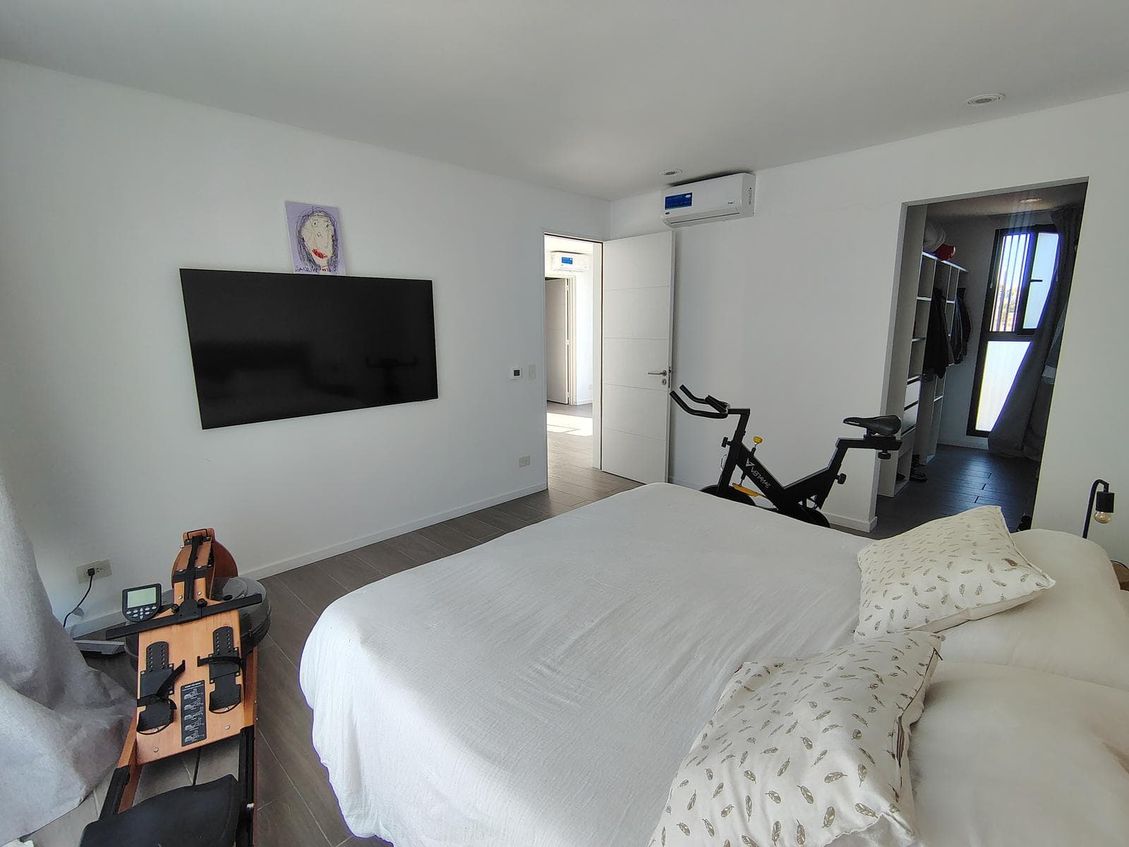 Vila Marina II Neighborhood. 4300 Todos los Santos Blvd.,