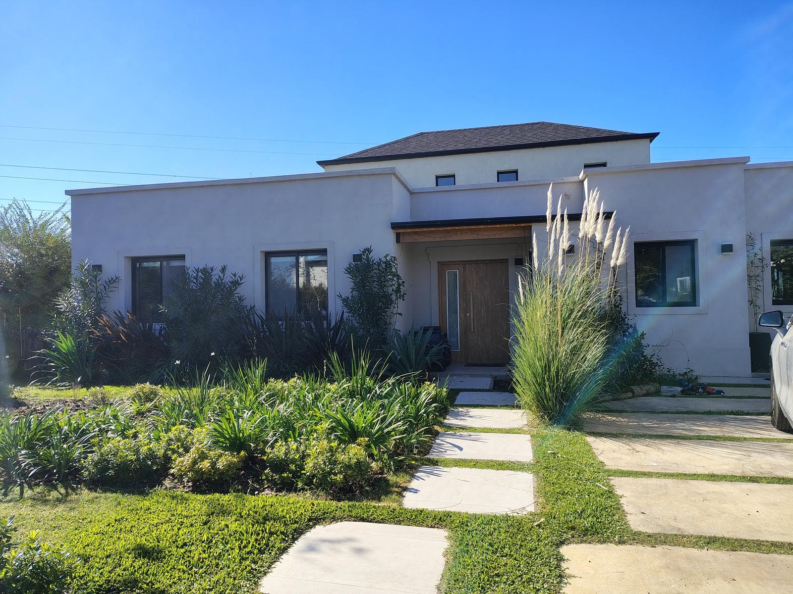 House on the Lake in the San Benito Neighborhood