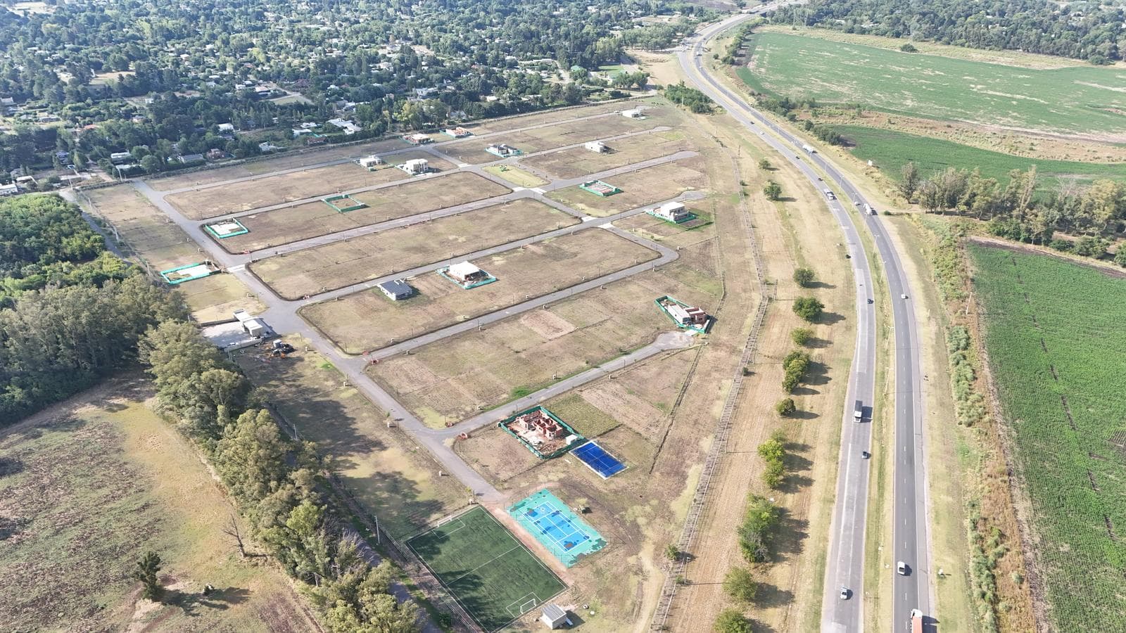 Lot No. 151 for Sale in the Nortes del Pilar neighborhood. 600 m2. Available immediately. Gated Community