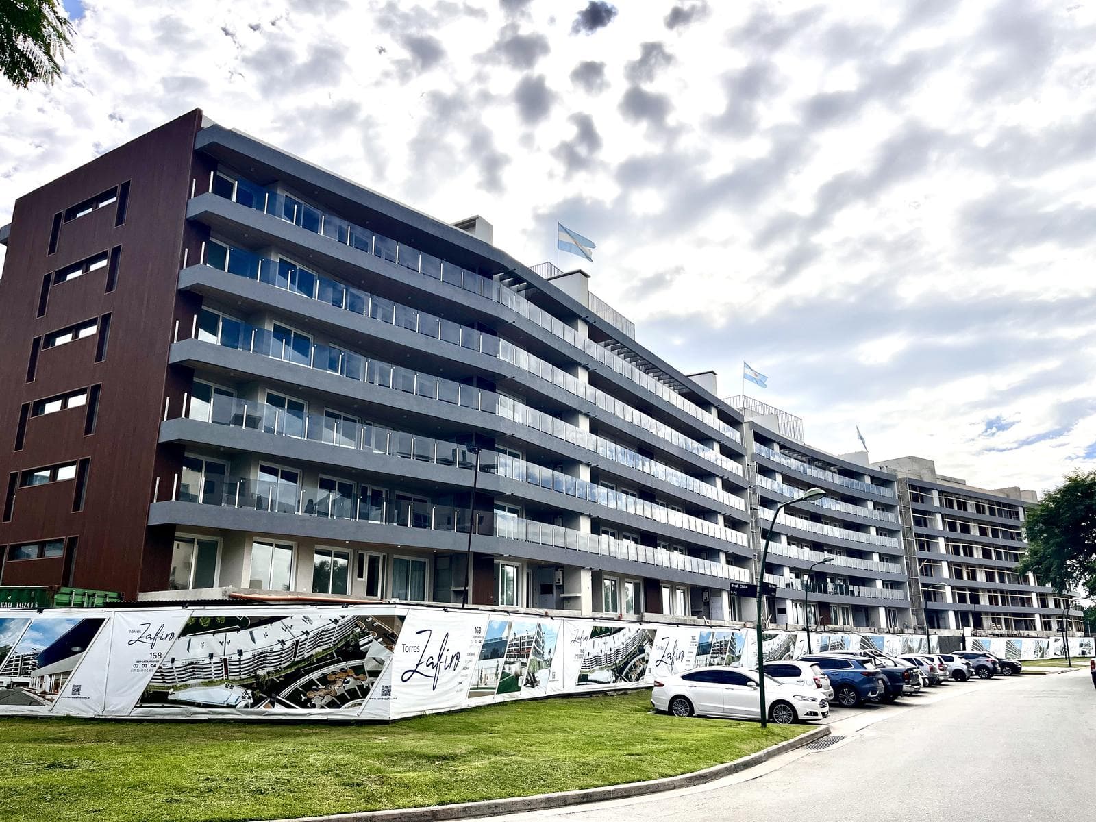 Financed 2-room apartment with garden and terrace - Nordelta Centro, Zafiro