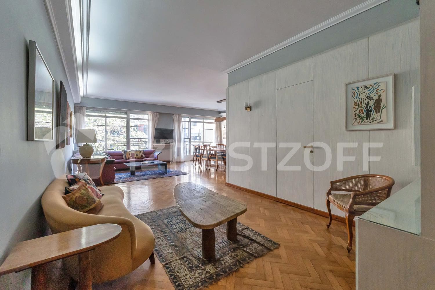 3-bedroom apartment with a separate room for sale in Retiro