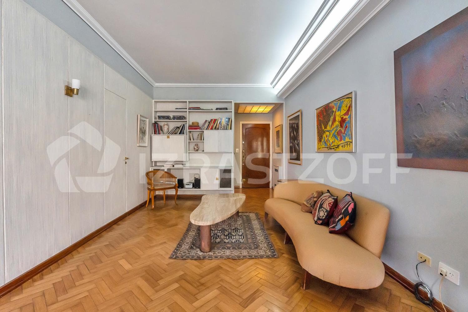 3-bedroom apartment with a separate room for sale in Retiro