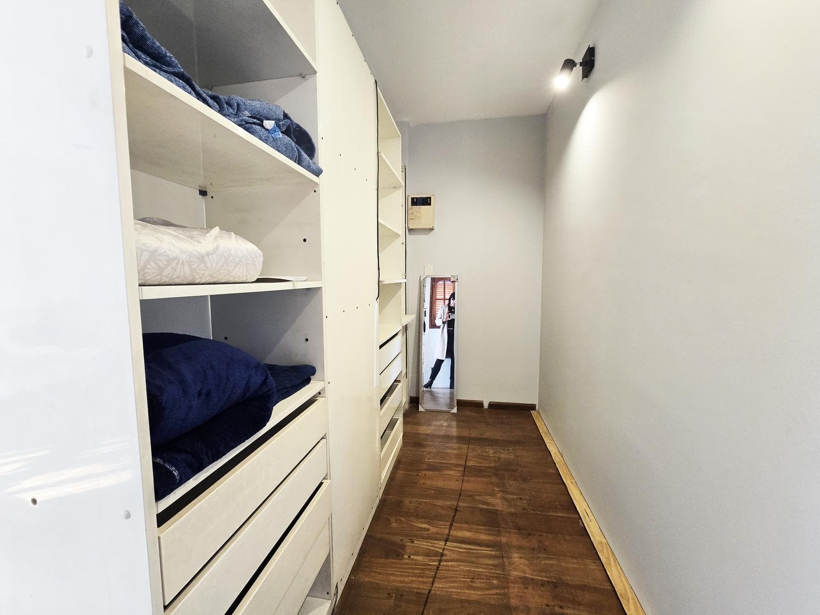 For Sale: 4-Room Apartment with Barbecue in San Nicolás Microcentro