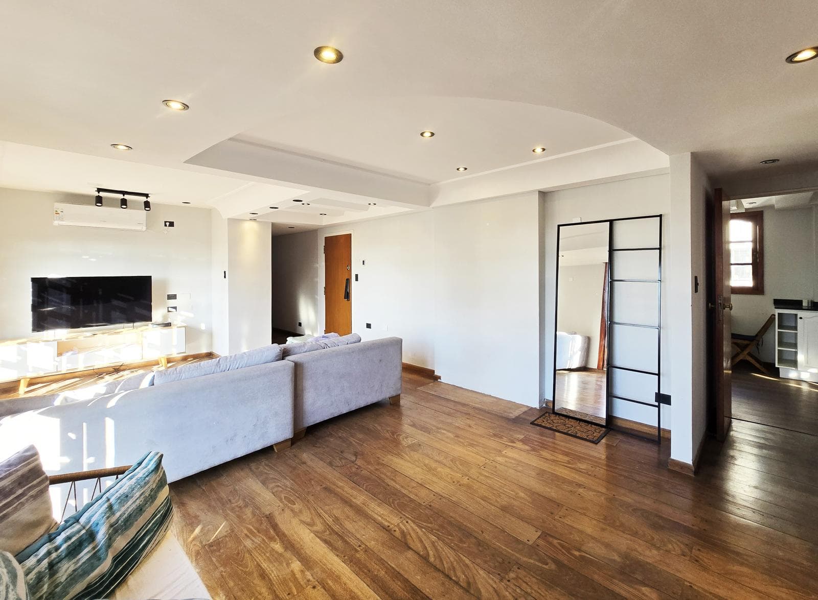 For Sale: 4-Room Apartment with Barbecue in San Nicolás Microcentro