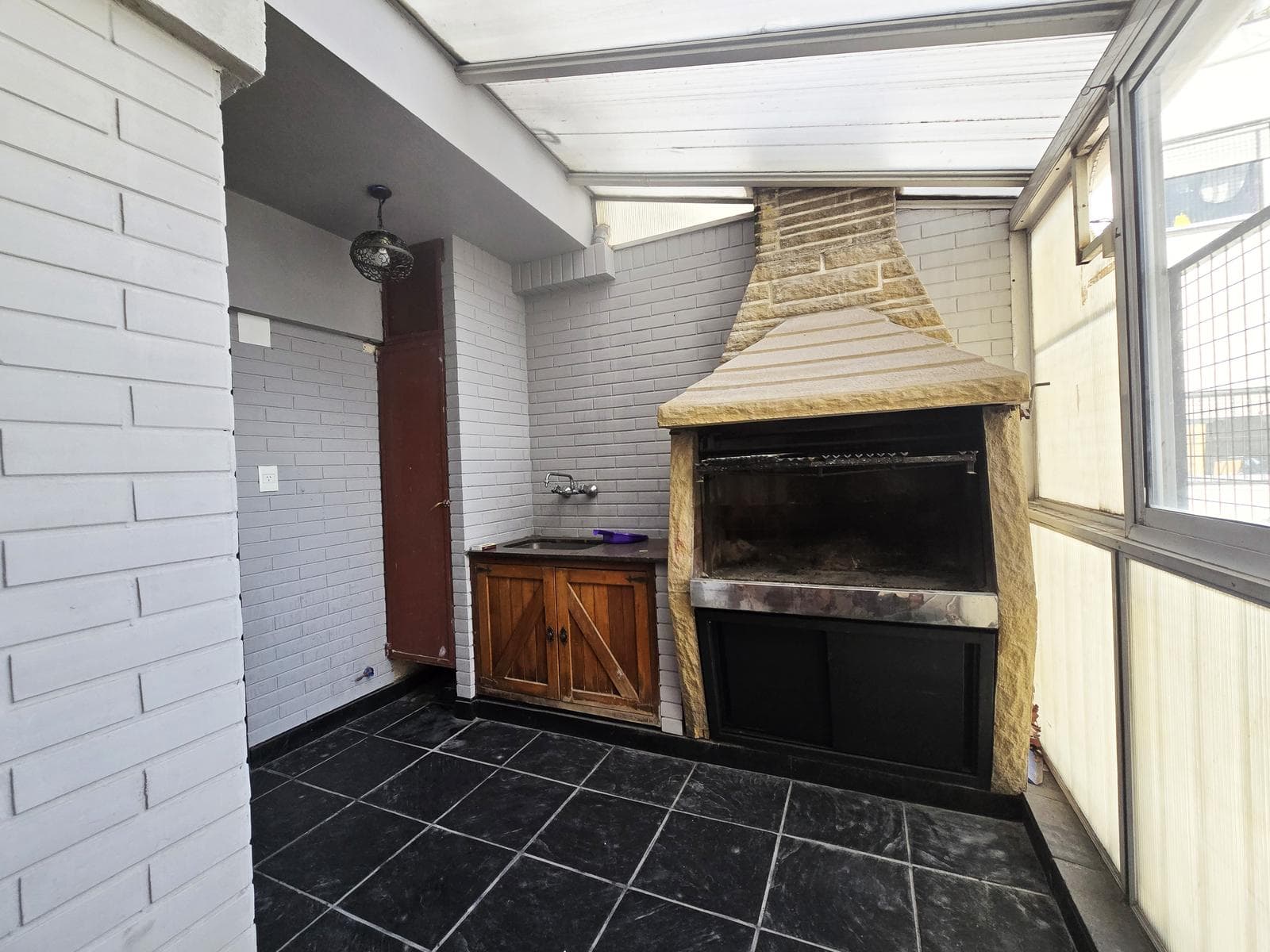 For Sale: 4-Room Apartment with Barbecue in San Nicolás Microcentro