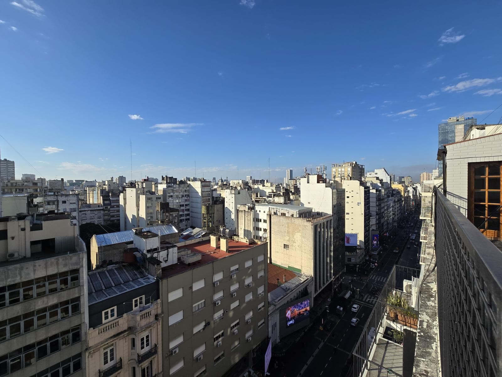 For Sale: 4-Room Apartment with Barbecue in San Nicolás Microcentro