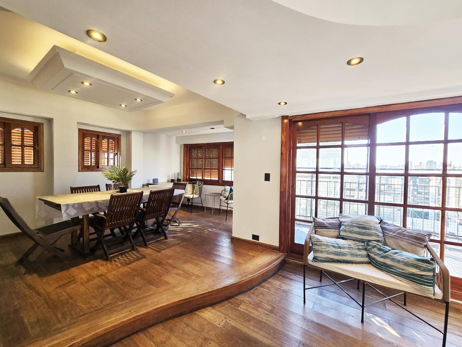 For Sale: 4-Room Apartment with Barbecue in San Nicolás Microcentro