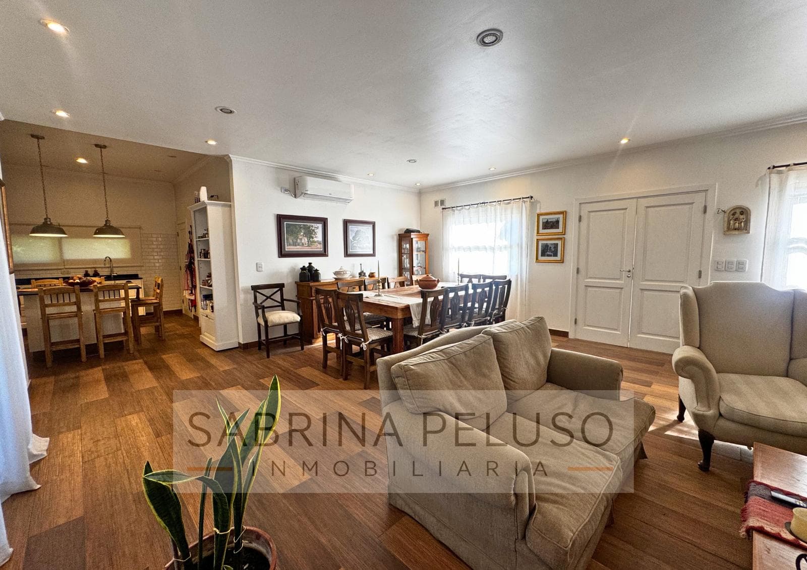 House for Sale in Prados del Oeste I | 3 Bedrooms, Suite, Pool, and Patio with Grill