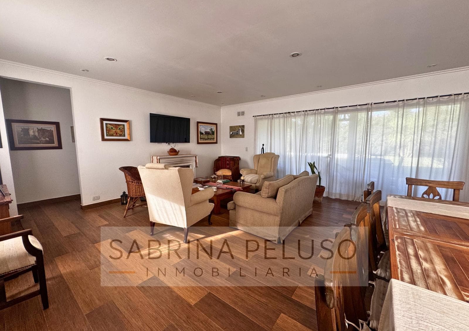 House for Sale in Prados del Oeste I | 3 Bedrooms, Suite, Pool, and Patio with Grill